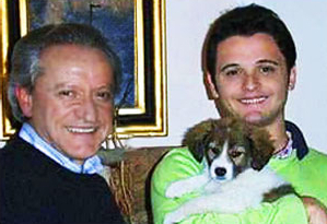 マエストロ・アニエロ・ペルニーチェ氏と息子さんと愛犬の写真