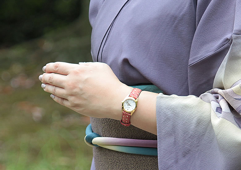 和心 腕時計 レディース 宇陀印傳をバンド部の装飾に使用した日本製 
