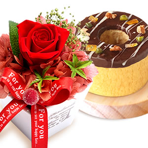 
母の日プレゼント　薔薇プリザーブド赤とお菓子【チョコ】
