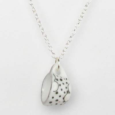 Cup Necklace Spotty Silver