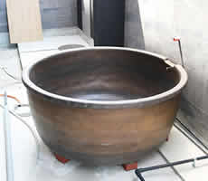 露天風呂　風呂　浴槽　陶器風呂　バスタブ　陶器風呂　壷湯　ツボ湯　信楽焼　しがらき　つぼ湯